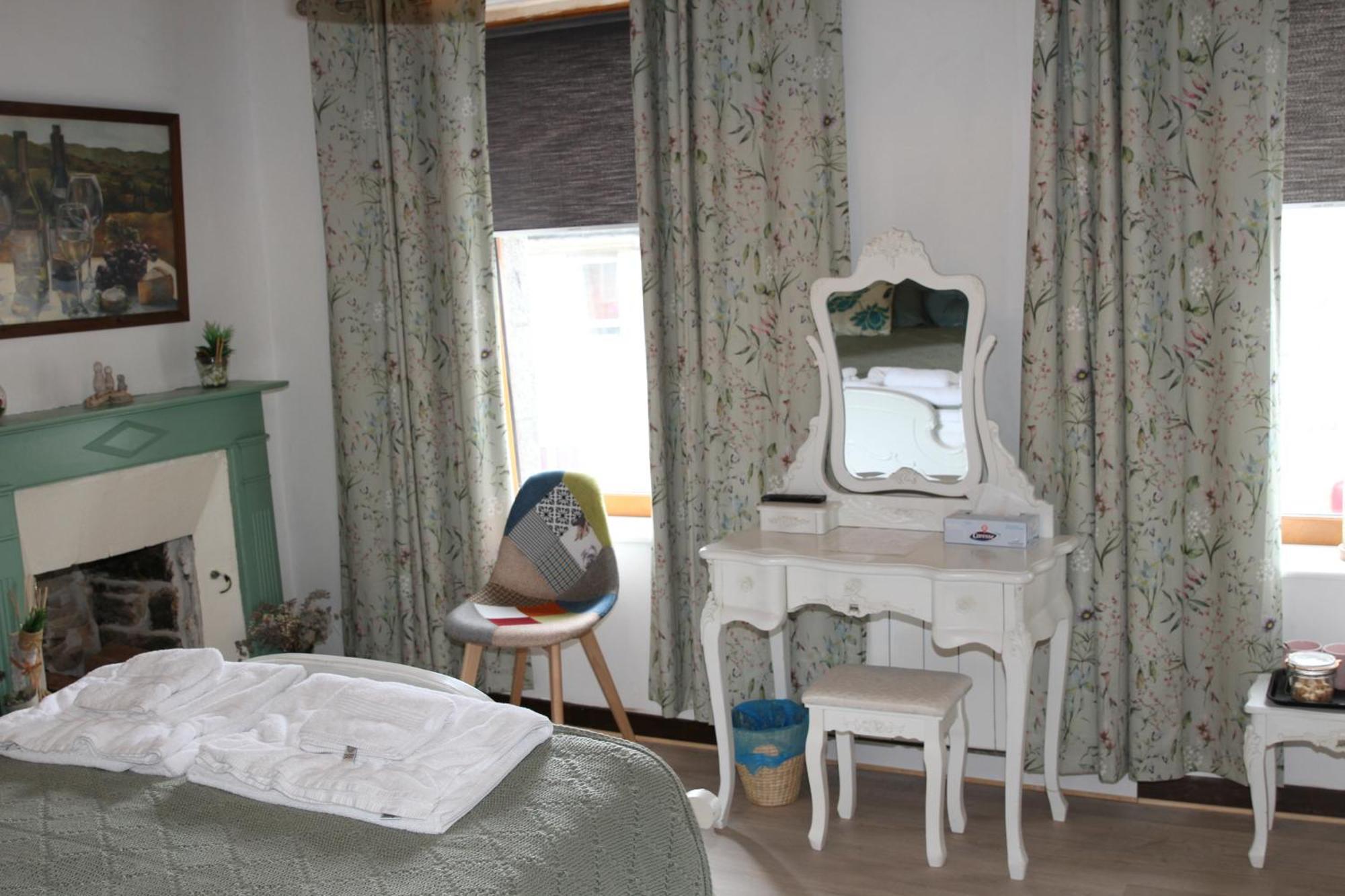 Bed and Breakfast L'Ancienne Boulangerie Collinée Exterior foto